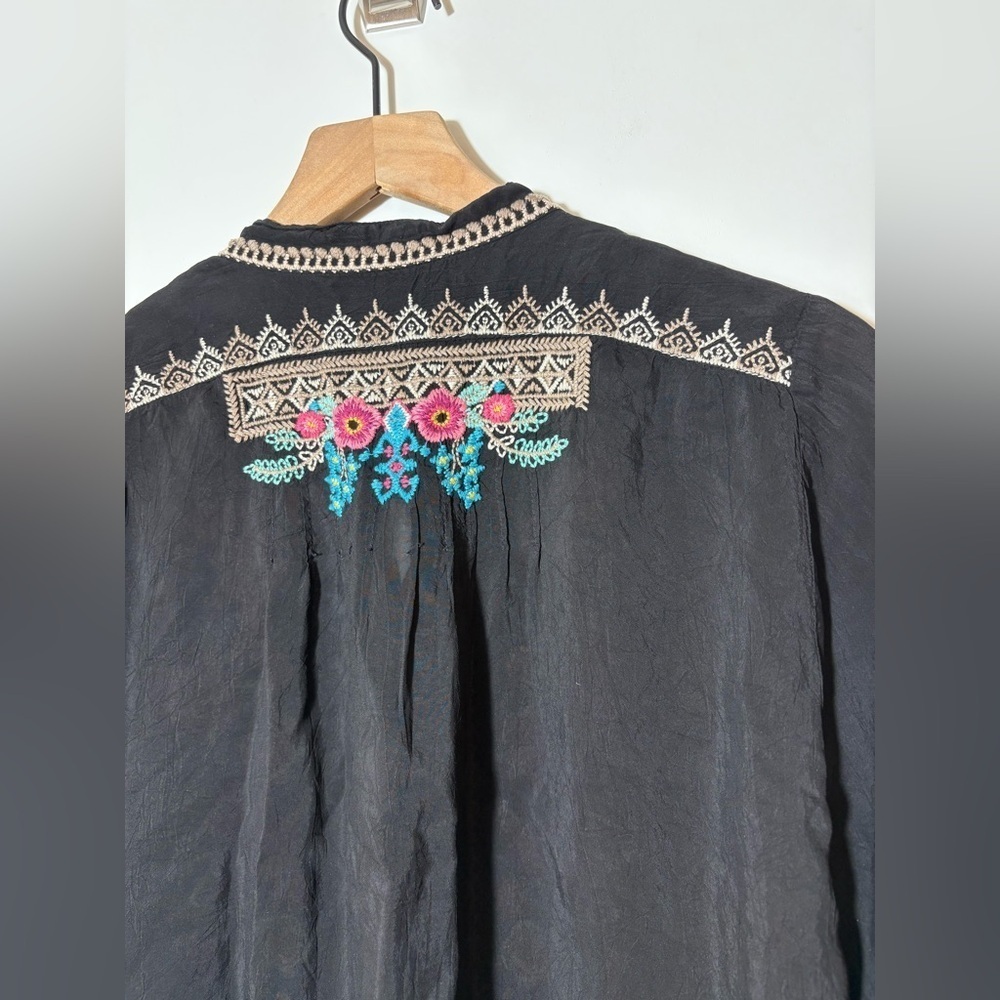 JOHNNY WAS "SARABETH" Embroidered 3/4 Sleeve In Blacke Tunic Top - Picture 11 of 13